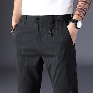 กางเกงลำลองลายทางของผู้ชายกางเกงอินเทรนด์ใหม่ขายดี - Product Image 1