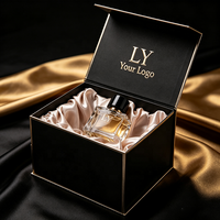 Boîte magnétique en carton rigide avec logo personnalisé, doublure en satin et insert en mousse pour emballage de parfum de luxe