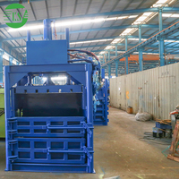 Presse à balles verticale de recyclage à entraînement hydraulique Keshang/Machine de presse à balles de laine/Presse à balles verticale de film plastique de papier usagé