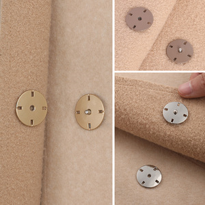 Sujetadores a <span class=keywords><strong>presión</strong></span> cruzados <span class=keywords><strong>de</strong></span> colores <span class=keywords><strong>metálicos</strong></span>, gabardina <span class=keywords><strong>de</strong></span> mano para niños, cárdigan, broches invisibles, botones <span class=keywords><strong>de</strong></span> costura - Product Image 1