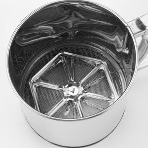 <span class=keywords><strong>ตะแกรง</strong></span>ร่อนแป้งสแตนเลสขัดเงาคุณภาพสูง 5 ถ้วย แบบมือหมุน 2 ชั้น เป็นมิตรกับสิ่งแวดล้อม ใช้กับ<span class=keywords><strong>เตา</strong></span><span class=keywords><strong>อบ</strong></span>ได้ - Product Image 2
