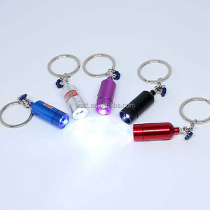 Móc Khóa Đèn Pin <span class=keywords><strong>LED</strong></span> Dạng Chai Hệ Thống Oxit Nitơ Móc Khóa Phụ Tùng Ô Tô - Product Image 2