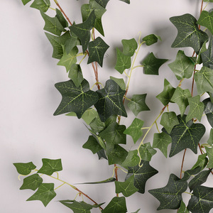 Hiedra Artificial de 2 Metros de Largo con Hojas de Alta Simulación para Decoración de Bodas, Hogar, Techo Interior y Plantas Colgantes Verdes - Product Image 2