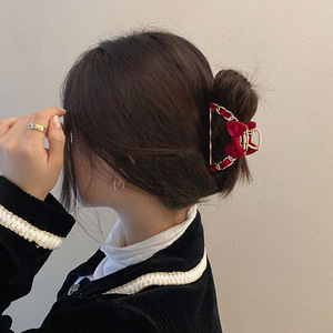 Pince à Cheveux Rétro Coréenne en Métal avec Nœud, Douce pour Queues de Cheval Creuses, Pinces à Cheveux Requin Élégantes pour Femmes - Product Image 5