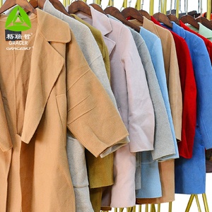 Bale de vêtements d'occasion pour femmes en laine peignée, automne-<span class=keywords><strong>hiver</strong></span>, États-Unis, en stock, lots de vêtements d'occasion, manteaux en vrac - Product Image 3