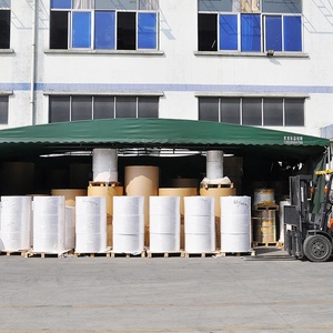 Vente directe de rouleaux géants d'étiquettes PP autocollantes, matière première pour l'impression d'autocollants, film acrylique blanc brillant - Product Image 5