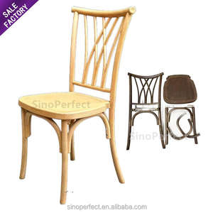 Silla de Madera de Imitación de Resina Apilable de Plástico para Jardín, Estilo Rústico, con Respaldo Cruzado, para Eventos, Bodas y Fiestas - Product Image 1