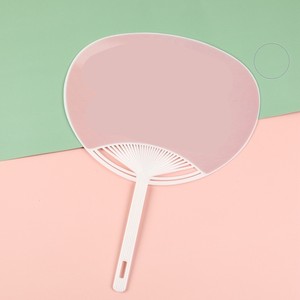 พัดลมพลาสติกขนาดเล็กพับได้พัดลมมือถือพลาสติกขนาดเล็กพับได้ทำจากพลาสติก PP ด้ามจับยาวสำหรับโฆษณาโลโก้ออกแบบได้ตามที่ต้องการ - Product Image 2