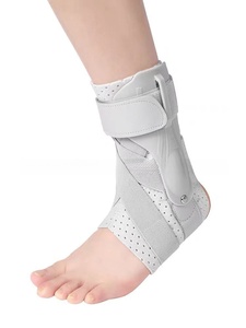 Attelle de cheville en gros pour le soutien des entorses avec stabilisateurs latéraux – Hommes et Femmes - Product Image 2