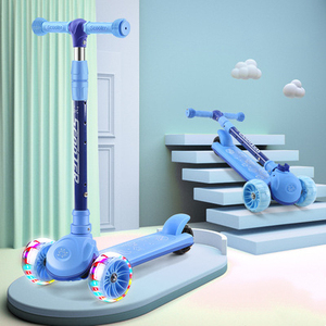 <span class=keywords><strong>Monopattino</strong></span> pieghevole di alta qualità <span class=keywords><strong>2</strong></span>-10 <span class=keywords><strong>anni</strong></span> bambini <span class=keywords><strong>2</strong></span> Kg 55*27*73 Cm ruota Kick Scooter alta quantità tre PU alluminio - Product Image 3
