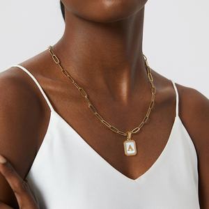 แฟชั่นชุบทองจดหมายเสน่ห์สร้อยคอเครื่องประดับสี่เหลี่ยมสแตนเลสสร้อยคอสำหรับผู้หญิง - Product Image 3