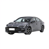 SAIC MG5 2025 180DVVT Édition Mondiale de Pointe Nouvelle Transmission Automatique Conduite à Gauche Berline Compacte 4 Portes 5 Places