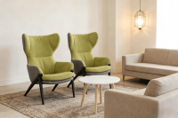 Fauteuil de détente moderne luxueux en tissu avec dossier haut, canapé de luxe, pieds en bois massif et métal, meubles de salon