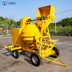 Bétonnière mobile Corey haute efficacité 12m³/h, moteur diesel refroidi par air 16HP, équipement de mélange de ciment autochargeant, garantie 2 ans - Product Image 1