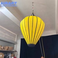 Lanterne gonflable jaune suspendue sur mesure, lanterne gonflable lumineuse à LED pour la publicité, les événements et les décorations