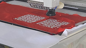 レーザー刺繍機9/12/15色/針/糸大きな刺繍サイズコンピュータ刺繍機 - Product Image 4