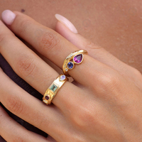 Parure de bijoux Gemnel martelée à la main, en laiton, avec zircon multicolore taille baguette et ovale, boucles d'oreilles créoles épaisses et bagues empilables pour femme