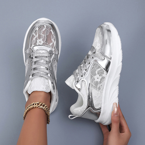 <span class=keywords><strong>Sneakers</strong></span> da <span class=keywords><strong>Donna</strong></span> Personalizzate <span class=keywords><strong>Bianche</strong></span> e Argento con Piattaforma Chunky, Traspiranti, Scarpe Casual da <span class=keywords><strong>Donna</strong></span> in Rete, Calzature Femminili, <span class=keywords><strong>Sneakers</strong></span> da Tennis - Product Image 4
