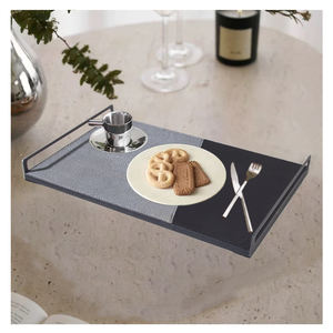 Vente en gros de planche à <span class=keywords><strong>fromage</strong></span> en métal pour couper les charcuteries Pizza Pain Légumes Viande <span class=keywords><strong>Plateau</strong></span> de service en cuir - Product Image 3