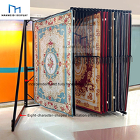 Usine Best-seller Suspension de matériau métallique indépendant Support de support de magasin de présentoir de tapis en tissu de grande surface