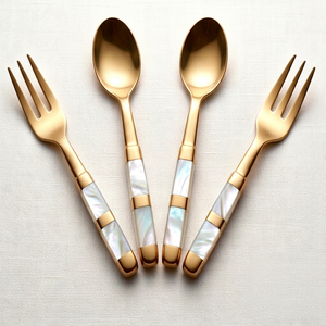 Juego de cubiertos elegantes ACME METAL en oro mate con revestimiento PVD en oro rosa y mango con incrustaciones de nácar para bodas y restaurantes. - Product Image 1