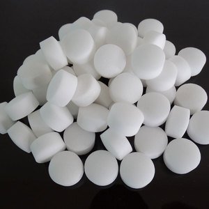 Sal de Acuario en Bolas Blancas, Paquete de 5 Libras, para Configuración de Acuarios de Agua Blanda - Product Image 2