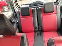 Suzuki Jimny 2015 d'occasion, 4x4, transmission intégrale, boîte automatique, conduite à gauche, faible kilométrage, carrosserie non portante, taille compacte, entretien facile