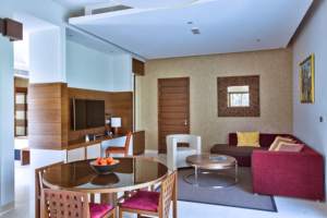 5-स्टार सुइट्स के लिए फ्लोटिंग टीवी स्टैंड के साथ लक्जरी किंग बिस्तर का निर्माण - Product Image 3