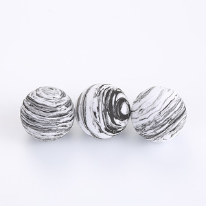 Hot Sell Eco-Friendly Cute <b>EVA</b> Solid Ball Cat Toy - Product Image 2