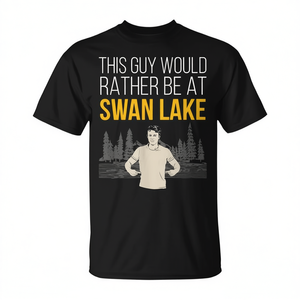 Camiseta unisex con cuello redondo y manga corta con estampado digital para adultos, diseño de vida en el lago, con la frase: This Guy Would Rather Be At Swan Lake - Product Image 2