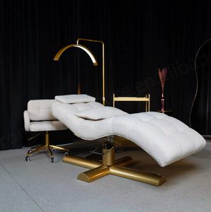 Table de massage de luxe rose pour salon de beauté, nouveau design, lit de beauté incurvé pour cils, en vente - Product Image 2