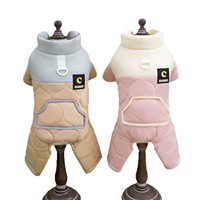 Vente directe d'usine de manteaux d'automne-hiver pour animaux de compagnie. Pull style chiot à quatre pattes. Avec des motifs d'animaux mignons sur le collier.