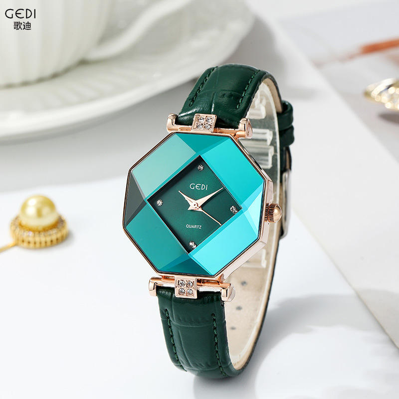 สีเขียว