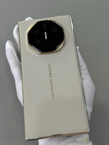 Mate XT ULTIMATE DESIGN โทรศัพท์มือถือแบบพับสามตอน Deca Core CDMA พร้อมหน้าจอ OLED 90Hz แบตเตอรี่ 5000mAh และระบบปฏิบัติการ HarmonyOS - Product Image 5