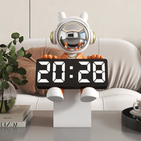 Jam Alarm Digital LED Modern, dengan Timer tidur, patung astronot kreatif, jam meja untuk rumah kantor
