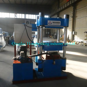 Machine de vulcanisation spécifique aux joints toriques 200T avec 4 colonnes - Product Image 5