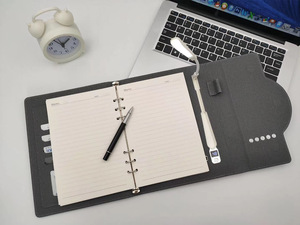 Carnet de notes Power Bank avec horloge et lampe intégrées pour bureau, coffret cadeau, classeur 6 anneaux A5, chargement sans fil - Product Image 4