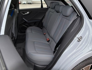 <span class=keywords><strong>Audi</strong></span> Q2L 1.4TFSI 35TFSI Sport Dynamic Edition Automatique 2022, un <span class=keywords><strong>petit</strong></span> <span class=keywords><strong>SUV</strong></span> à essence - Product Image 4