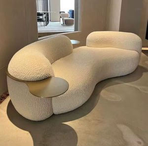 Divano Sezionale a <span class=keywords><strong>S</strong></span> di Lusso per Soggiorno, Divano Arcuato in Pelliccia di Agnello Color Crema per Casa, Hotel, Salone di Bellezza - Product Image 1