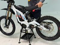 Moto électrique tout-terrain Hot Surron Light Bee pour une vitesse maximale de 80 km/h, batterie au lithium ternaire haute performance 72V/35Ah