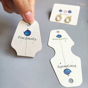 Carte d'emballage de bijoux en papier couché avec logo personnalisé, design tendance et original, pour collier et boucles d'oreilles - Product Image 3