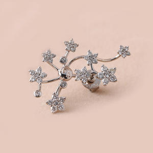 Orecchini a perno in Argento Sterling 925, di lusso, placcati Oro Rodio, con Moissanite e Zirconi, a forma di Fiori, avvolgenti per l'orecchio, Certificati, di Tendenza - Product Image 1