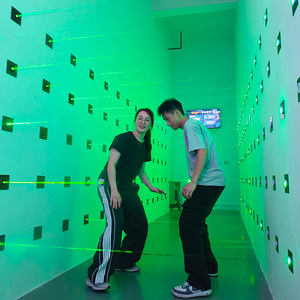 Salle professionnelle évasion laser arena labyrinthe équipement multijoueur jeux difficiles laser tag arena Maze house equipment - Product Image 6