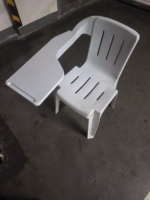 Chaise d'étudiant en plastique avec tablette d'écriture latérale, chaise de bureau scolaire monobloc moulée pour salle de classe et formation, empilable