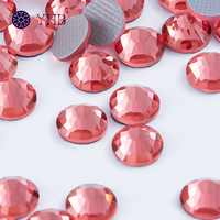 Strass brillants en verre rouge Padparadscha à dos plat, à facettes, thermocollants, pour la décoration intérieure, le nail art, les sacs et les chaussures