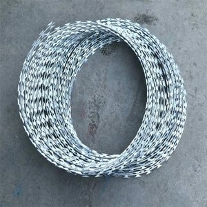 <span class=keywords><strong>Fil</strong></span> de fer <span class=keywords><strong>barbelé</strong></span> de 50 m, prix par rouleau, clôture en <span class=keywords><strong>fil</strong></span> de fer <span class=keywords><strong>barbelé</strong></span> électrique à vendre - Product Image 6
