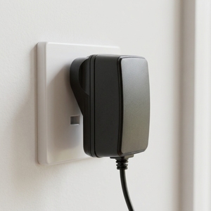 อะแดปเตอร์ติดผนัง <span class=keywords><strong>18V</strong></span> 1A <span class=keywords><strong>1000mA</strong></span> หม้อแปลงไฟ AC DC ปลั๊ก EU US UK AU  แหล่งจ่ายไฟอินพุต 220V - Product Image 2