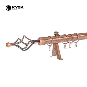 Tringles à rideaux extensibles en fer Kyok Luxury Swivel Lines avec embouts décoratifs et doubles supports - Product Image 4