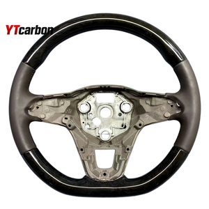 YTcarbon pour <span class=keywords><strong>Golf</strong></span> MK8 GTI <span class=keywords><strong>GTE</strong></span> GTD TCR R modifier pièces automobiles accessoires intérieurs de voiture Style Vintage volant en bois personnalisé - Product Image 6