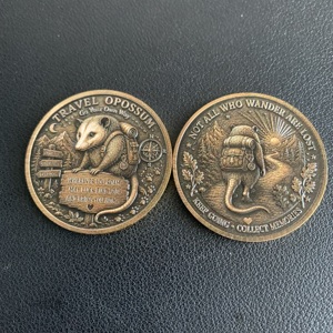 Moneta commemorativa da viaggio Opossum: Va il tuo cammino, non tutti quelli che vagano sono perduti, continua così, colleziona ricordi, souvenir da collezione, regali. - Product Image 1